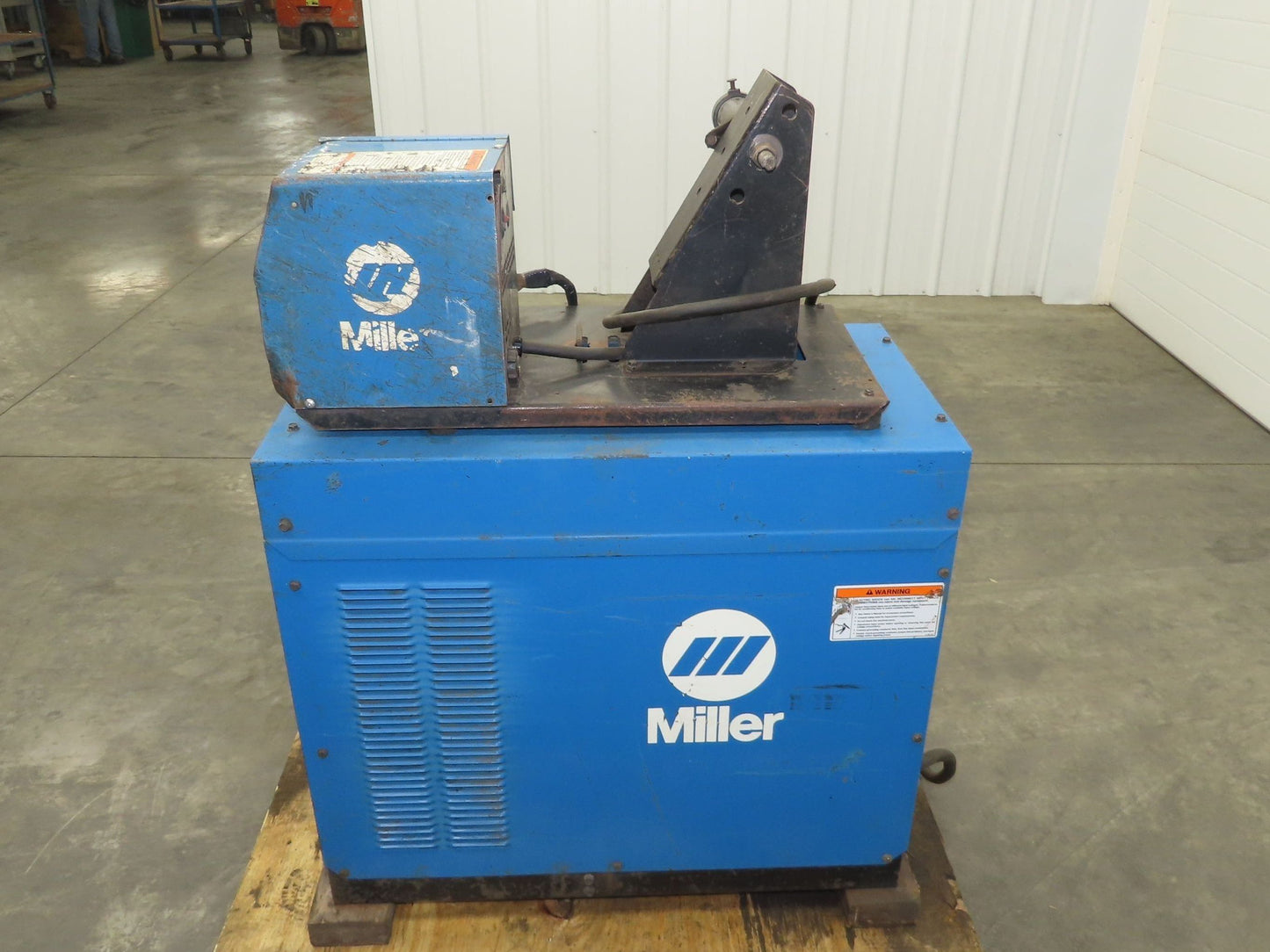 Miller CP-300 Mig Welder 300 amp DC Arc S-60 Wire Feeder 200/230/460v 3PH