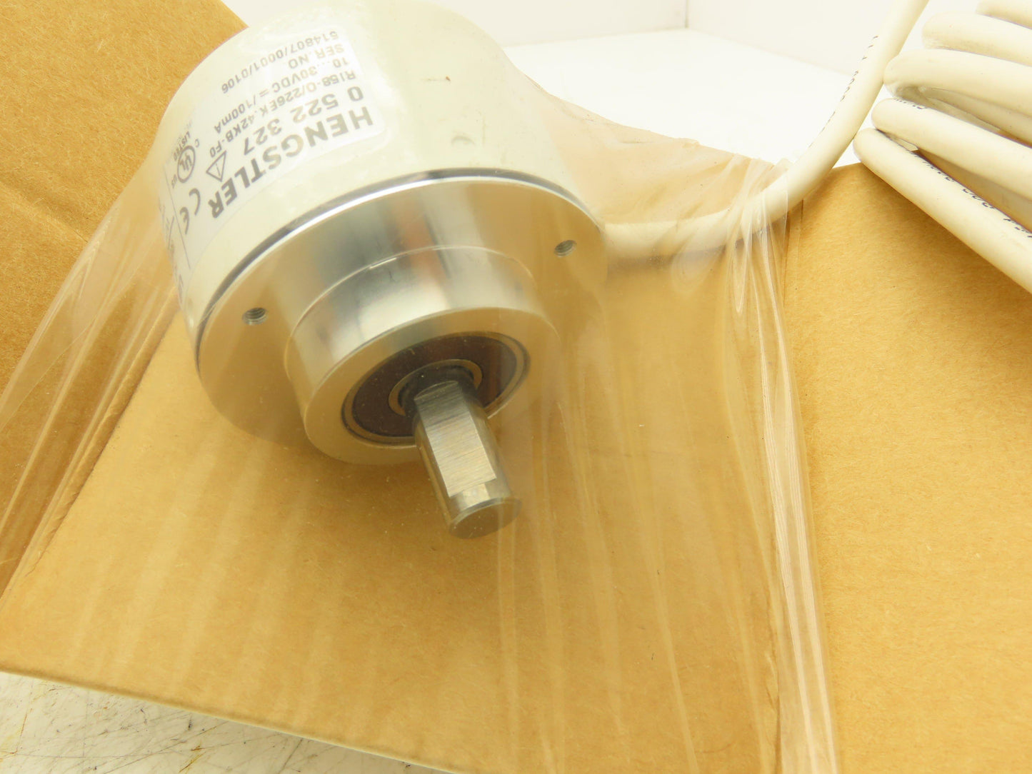 Hengstler 0 522 327 Rotary Encoder 10mm Shaft 226 Step IP64