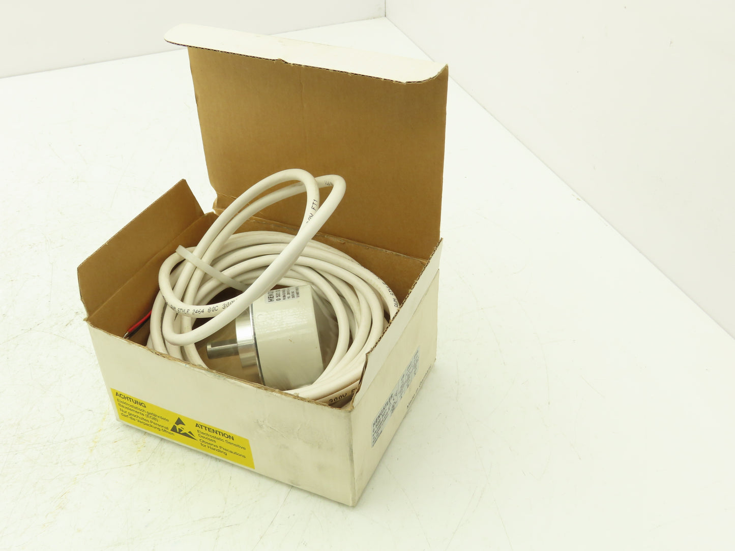 Hengstler 0 522 327 Rotary Encoder 10mm Shaft 226 Step IP64