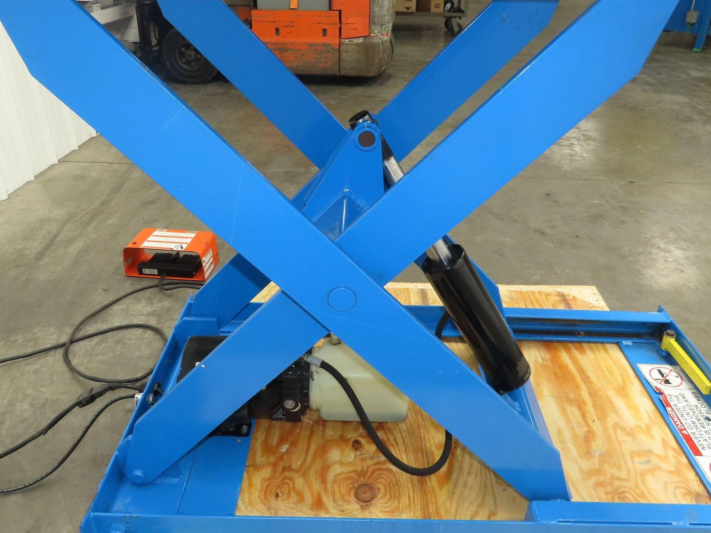 Bishamon Optimus Hydraulic Lift Table 2000lbs Lift2K 30" Travel 36x48" Top 1Ph