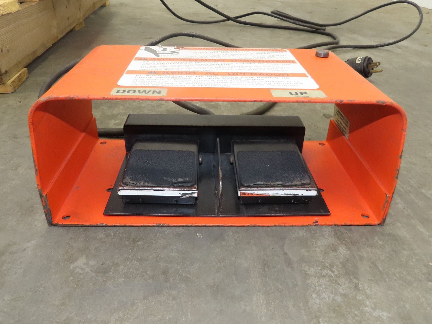 Bishamon Optimus Hydraulic Lift Table 2000lbs Lift2K 30" Travel 36x48" Top 1Ph