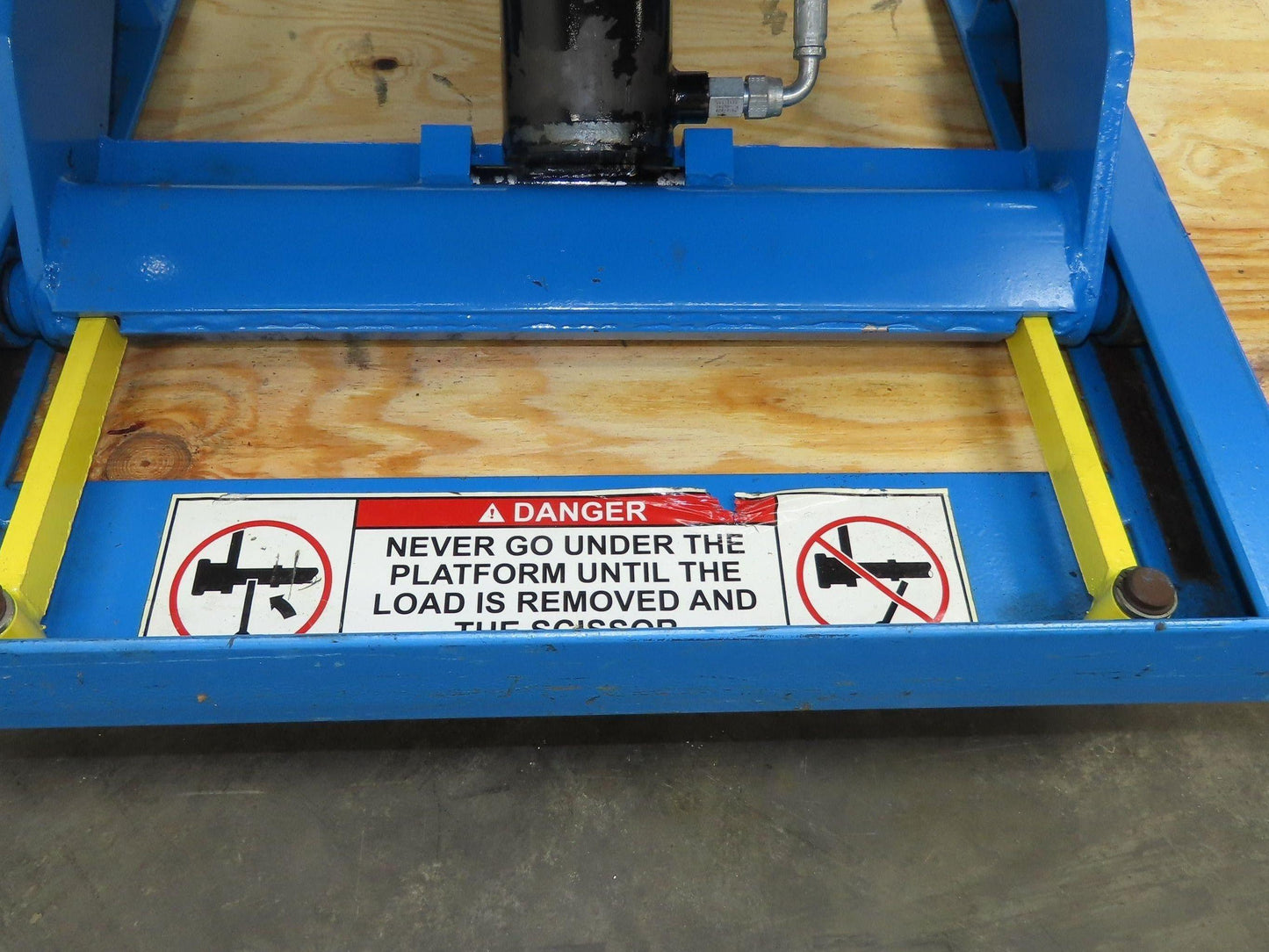 Bishamon Optimus Hydraulic Lift Table 2000lbs Lift2K 30" Travel 36x48" Top 1Ph