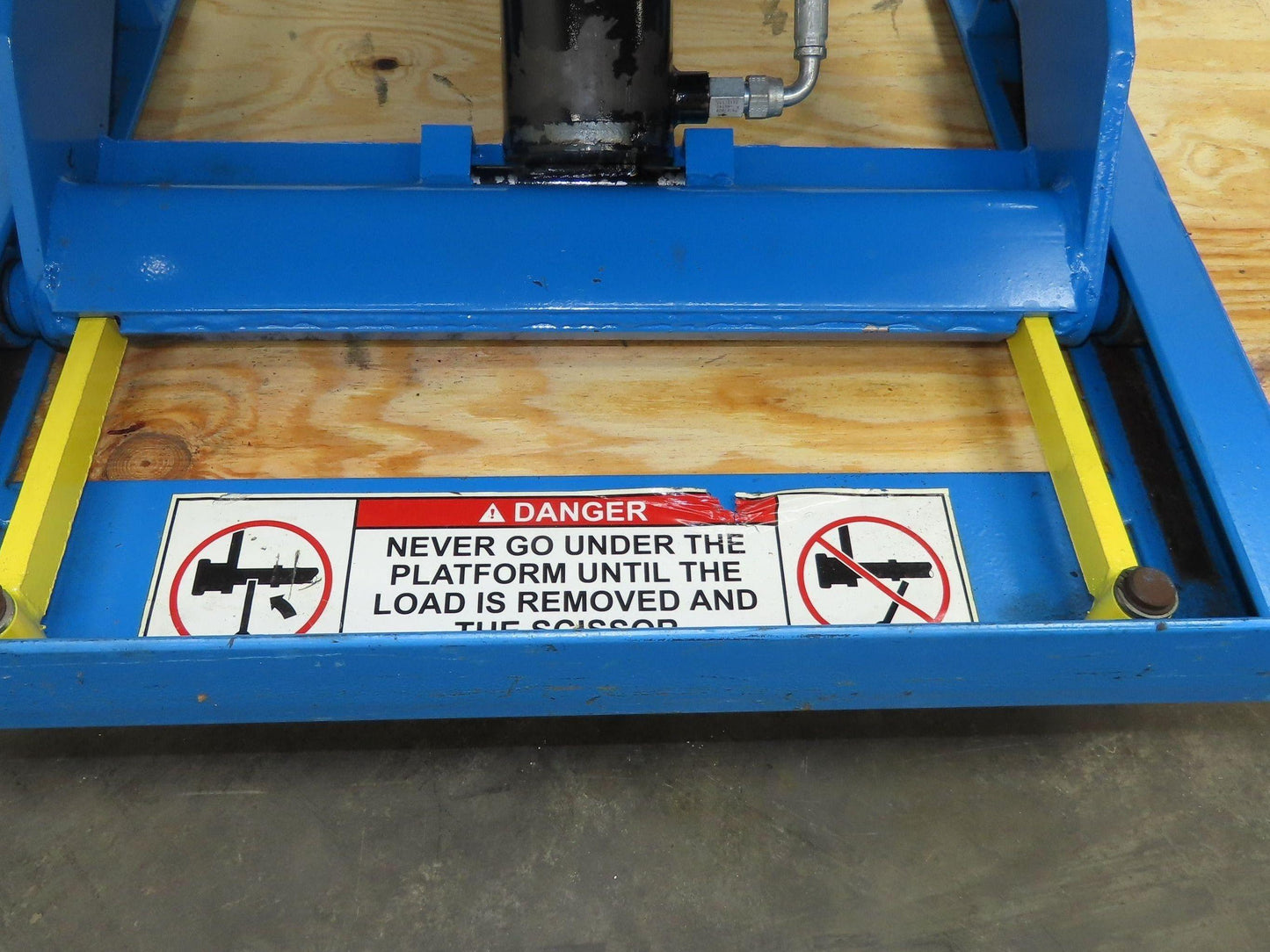 Bishamon Optimus Hydraulic Lift Table 2000lbs Lift2K 30" Travel 36x48" Top 1Ph