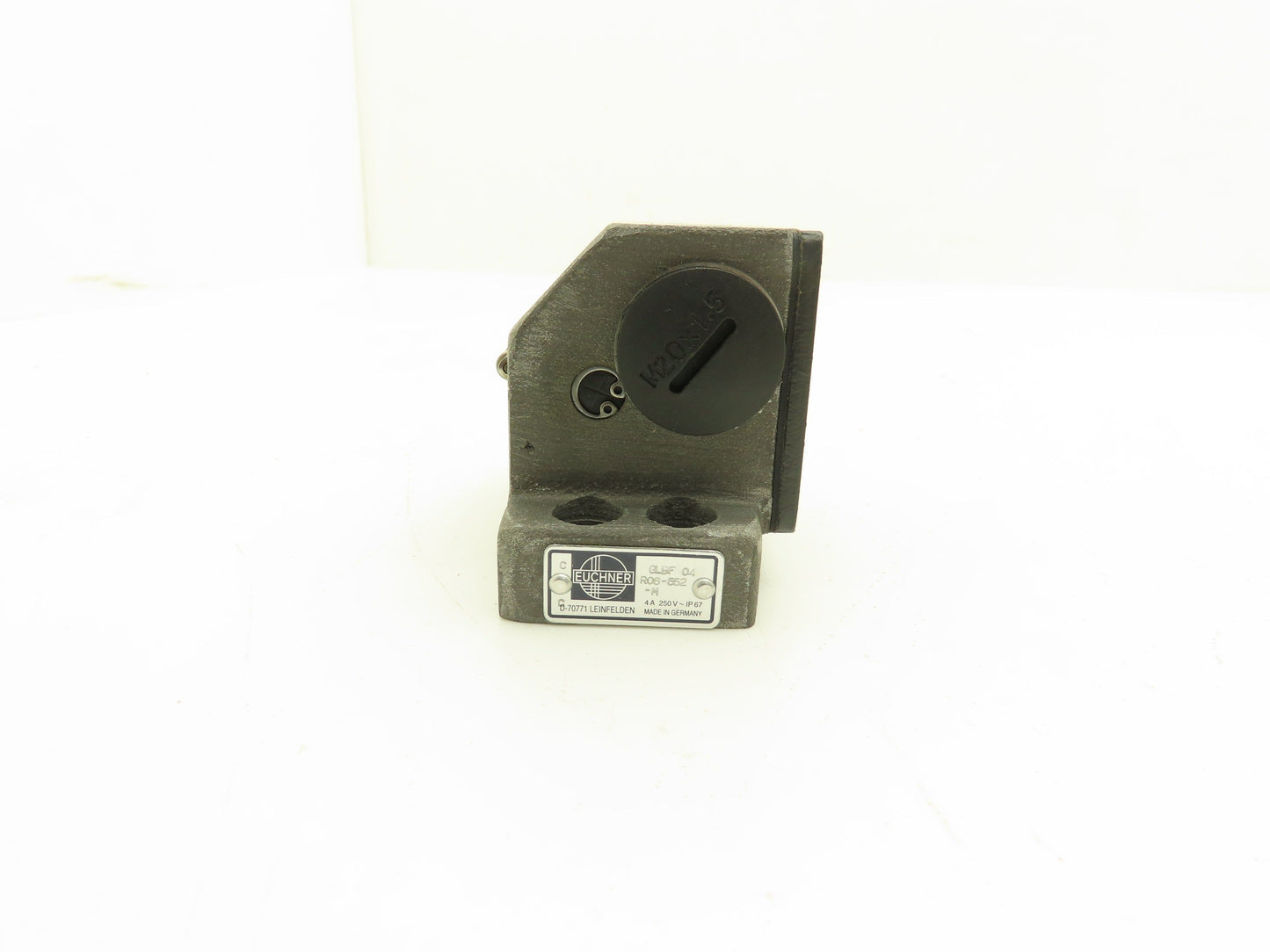 Euchner GLBF04R08-552-M Limit Switch 4-Position Inductive Horizontal Housing