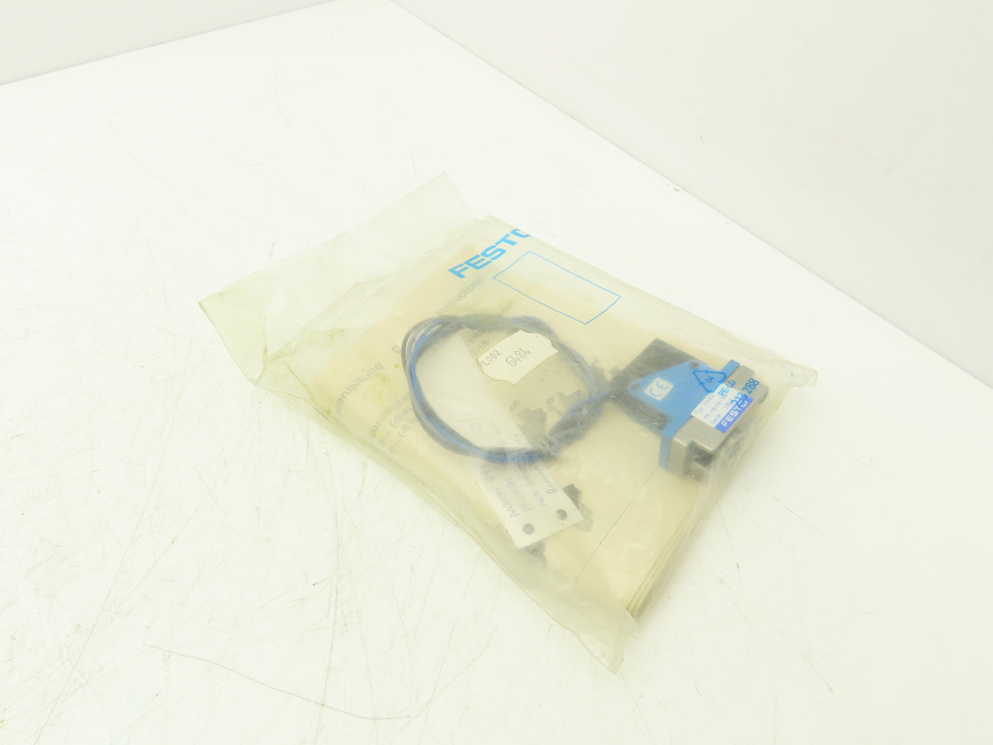 Festo 6484PE PE-1/8-1N-SW Pressure Switch 1/8"