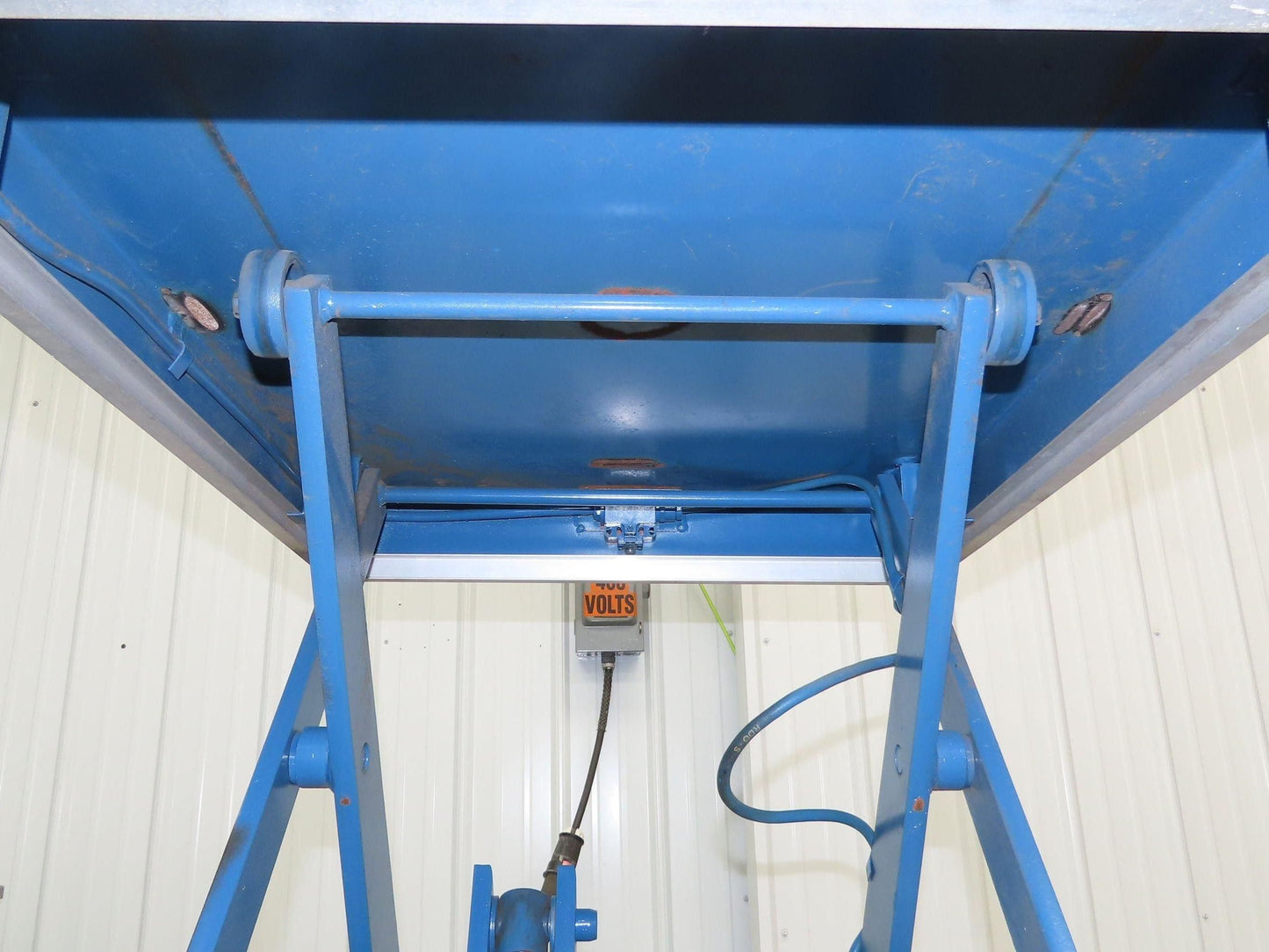 Hymo Hydraulic Scissor Lift Table 300kg 660lb 36" Travel 33x33" Swivel Top 1Ph