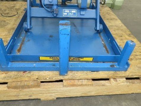 Hymo Hydraulic Scissor Lift Table 300kg 660lb 36" Travel 33x33" Swivel Top 1Ph