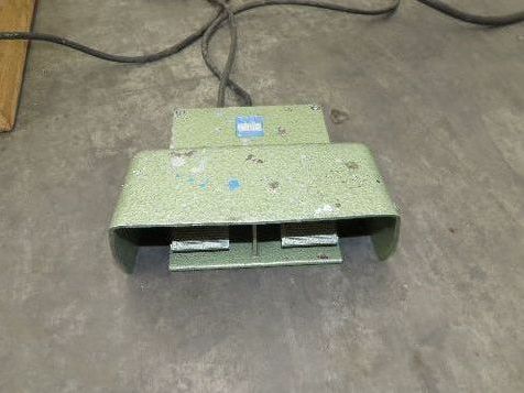 Hymo Hydraulic Scissor Lift Table 300kg 660lb 36" Travel 33x33" Swivel Top 1Ph
