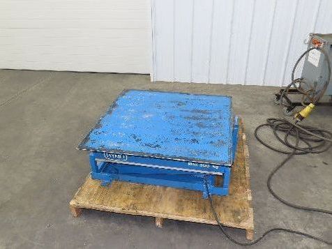 Hymo Hydraulic Scissor Lift Table 300kg 660lb 36" Travel 33x33" Swivel Top 1Ph