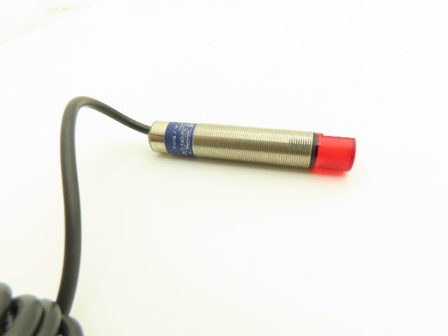 Telemecanique XU2M18KP340W-T Photoelectric Sensor Right Angle 18mm 12-24v