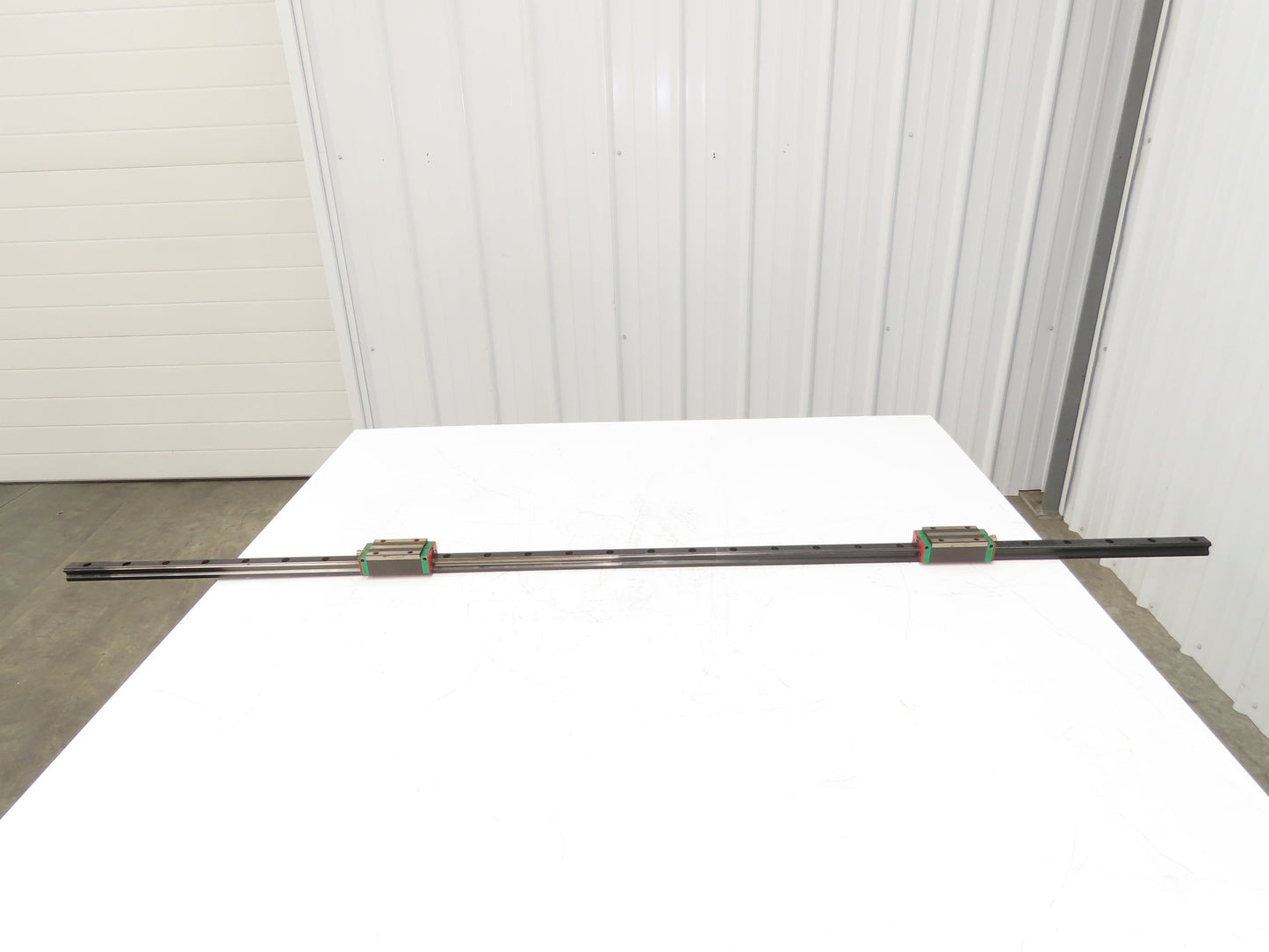 Hiwin HGH25 Linear Bearing 2-Block Guide Rail 25mm x 1670mm 65-3/4"L