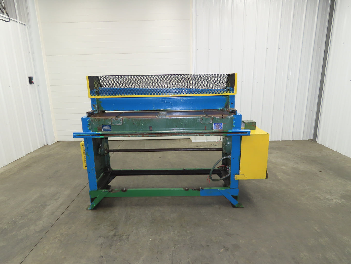 Mechanical Steel Sheet Metal Shear Cutting Length 50" Wide 18 Gauge