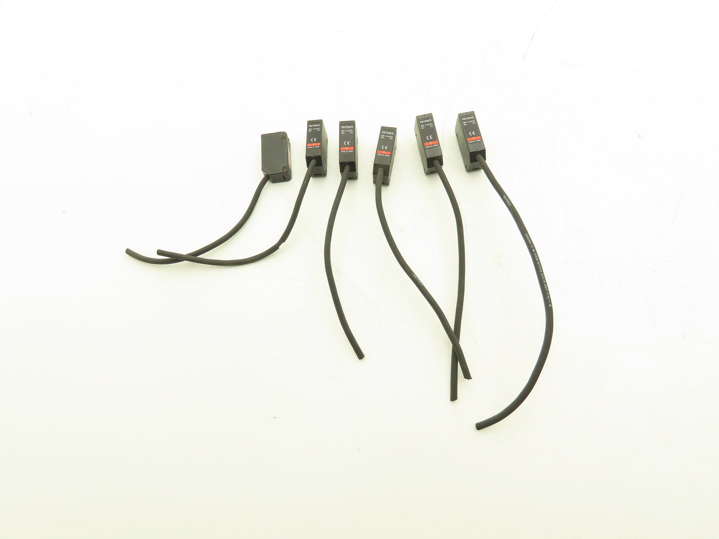 Keyence PZ-M51 Photoelectric Sensor Transmitter T 12-24VDC Lot of 6