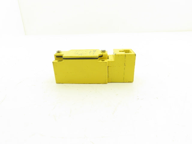 Telemecanique XCK J1305707 Safety Interlock Key Switch 240vac 3amp
