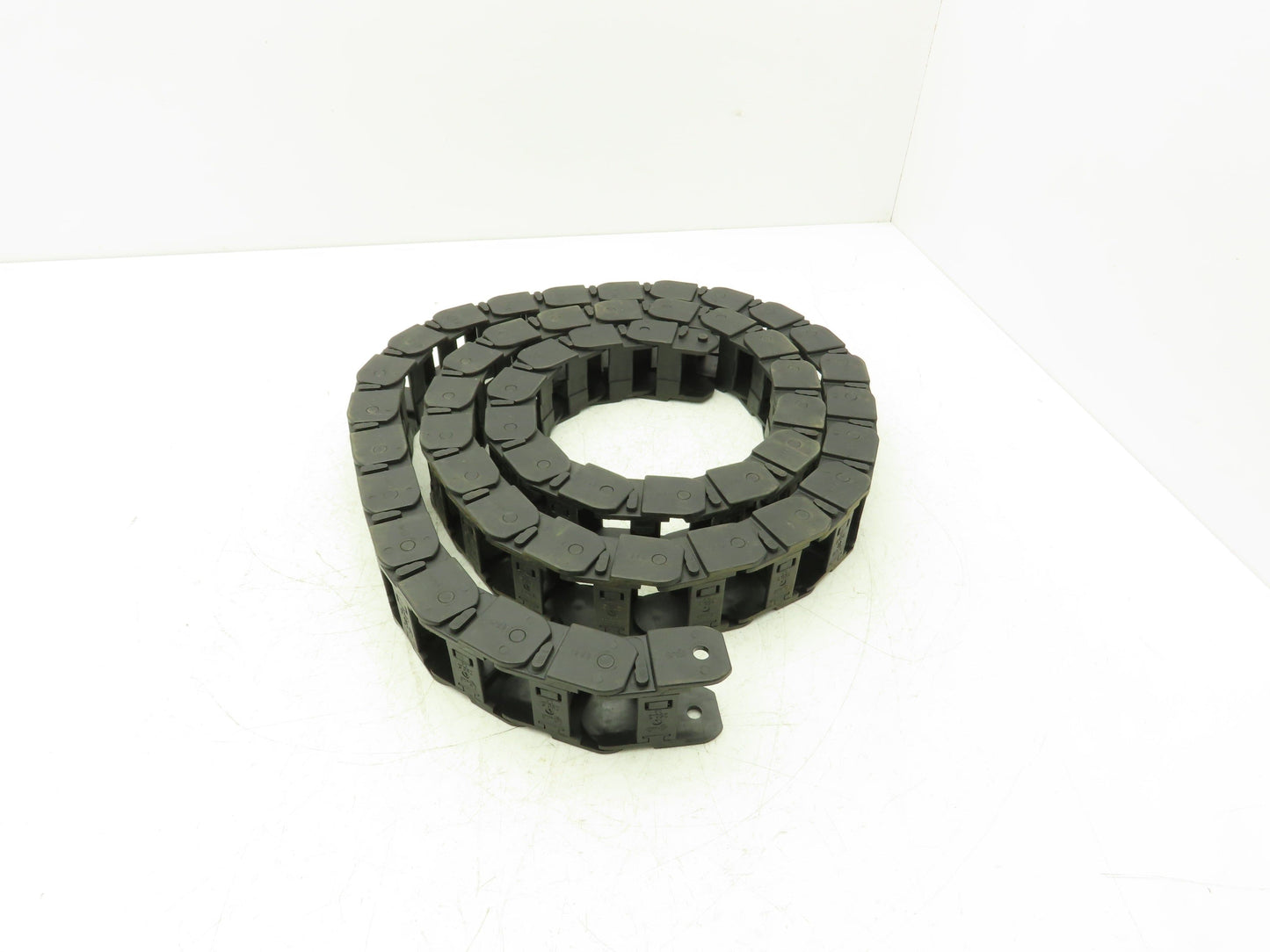 Igus R100 Energy Chain Cable Carrier 40mm x 24mm 12' Working Length