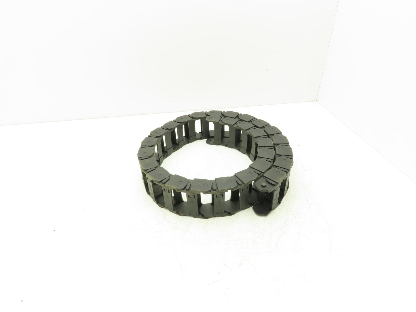 Igus R125 Energy Chain Cable Carrier 57mm x 25mm 50.5" Length