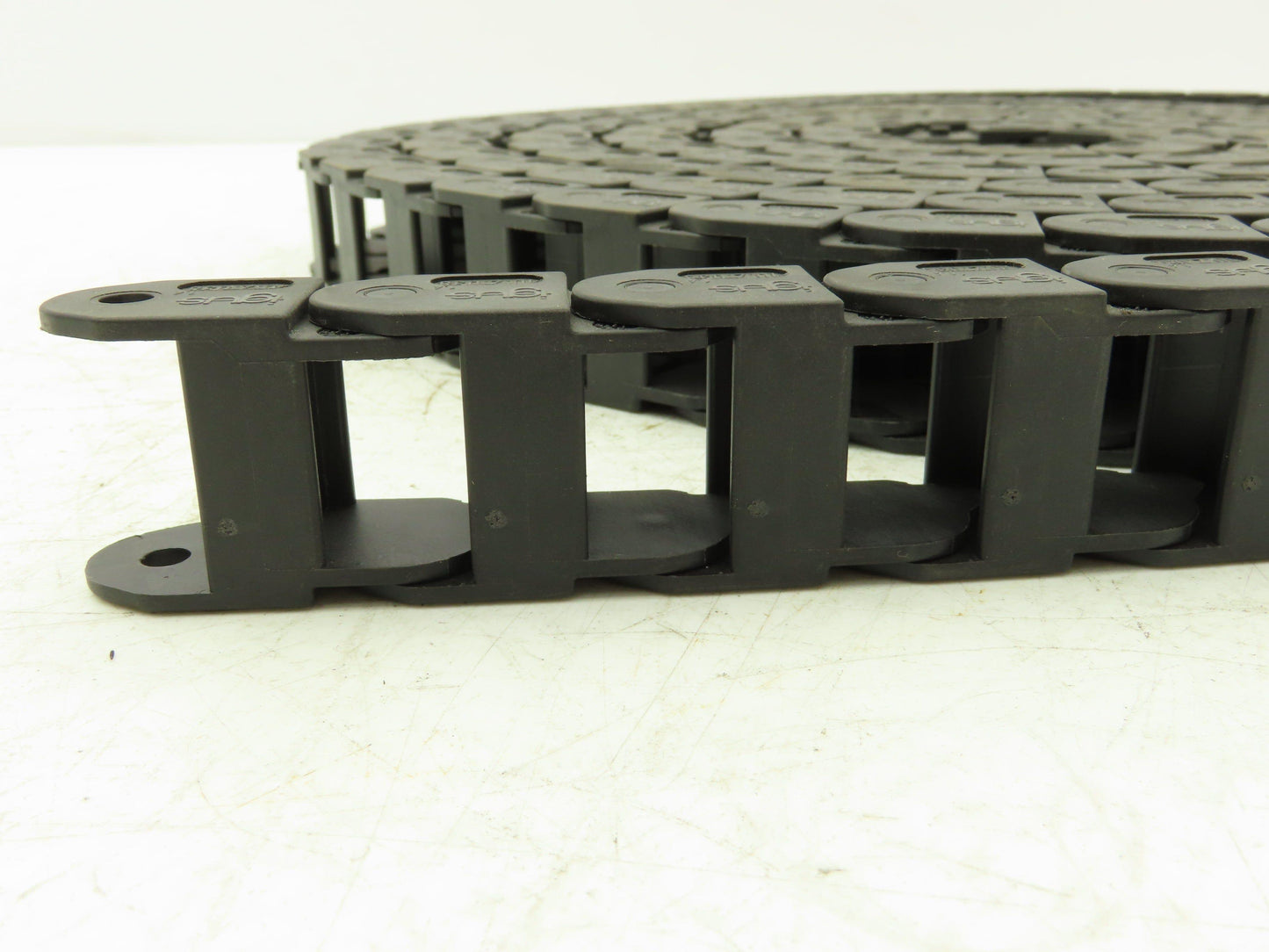 Igus 10.2.038 Energy Chain Cable Carrier 1" x 11/16" 199" Length