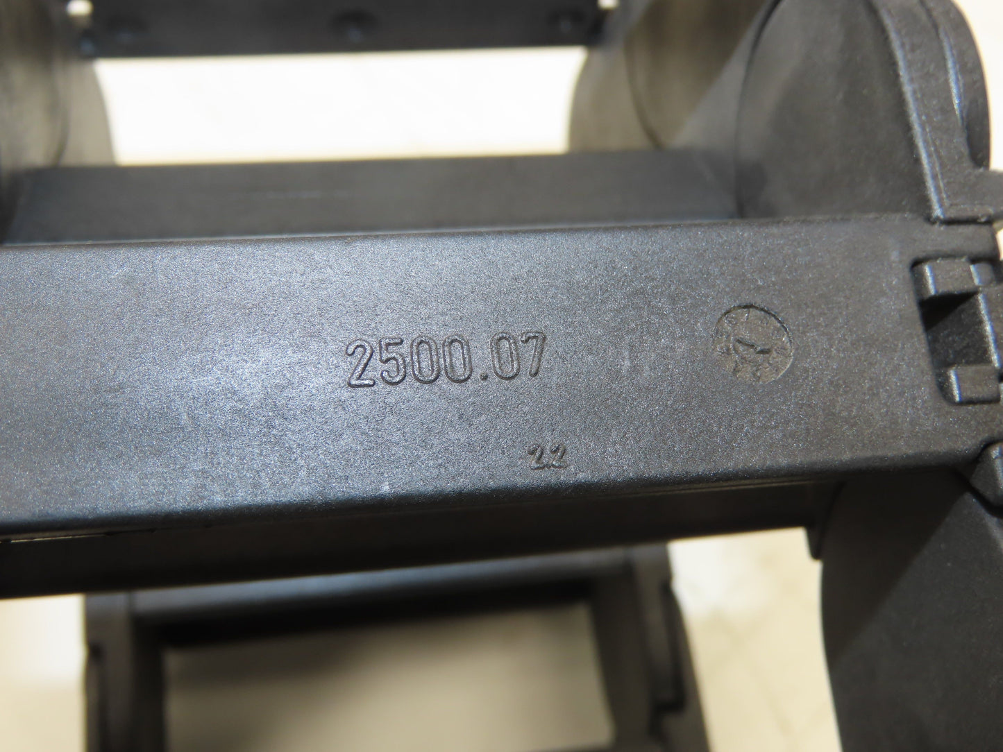 Igus 250.07.055 2500.07 Energy Chain Cable Carrier 3" x 1" 40" Length