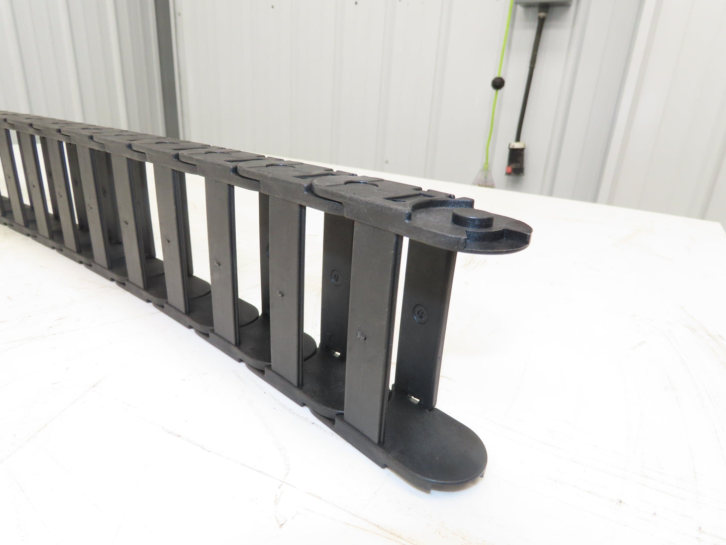 Igus 250.07.055 2500.07 Energy Chain Cable Carrier 3" x 1" 40" Length