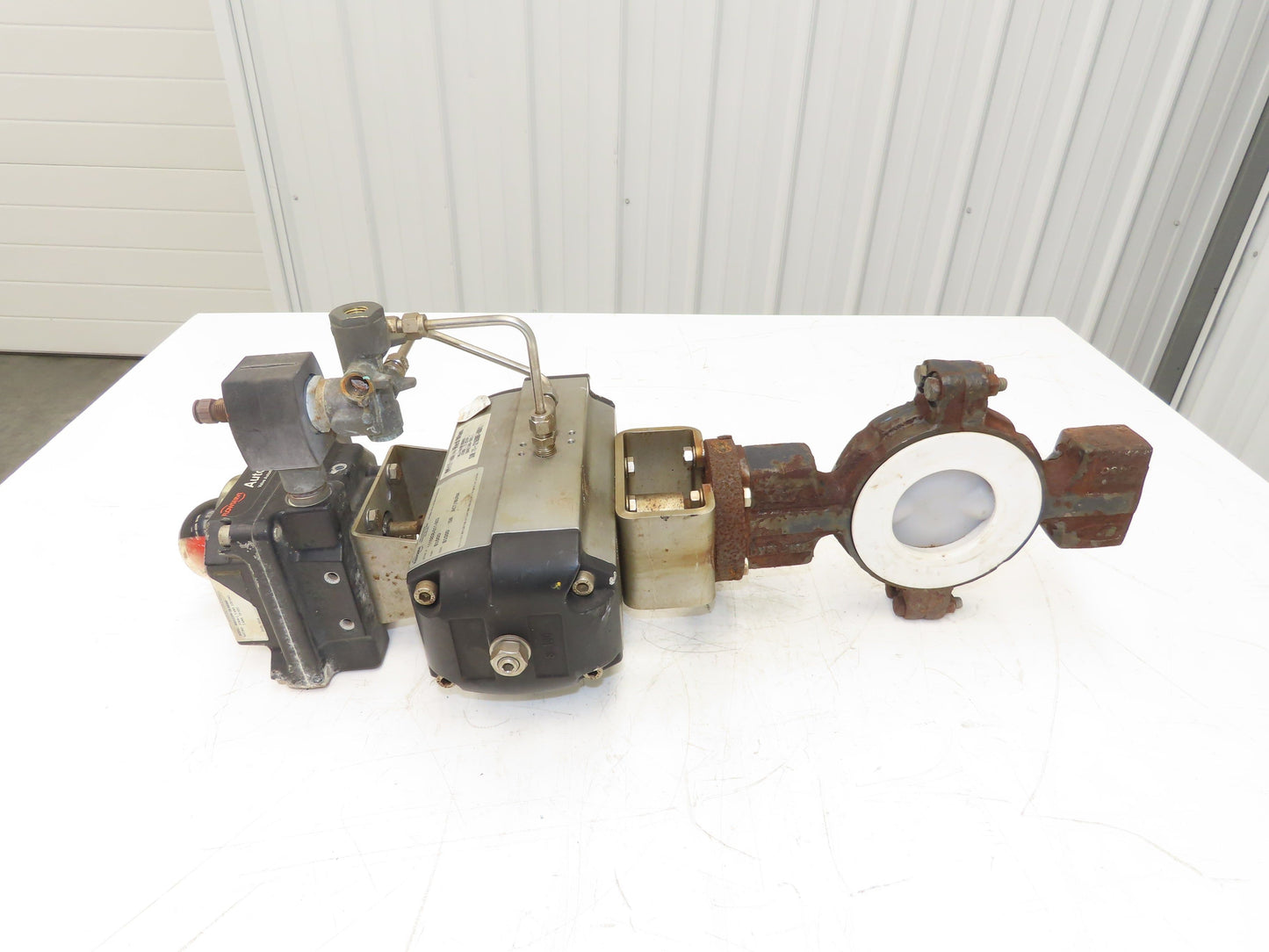 Flowserve B100D 3" Butterfly Wafer Valve Teflon Pneumatic Actuator w/Positioner