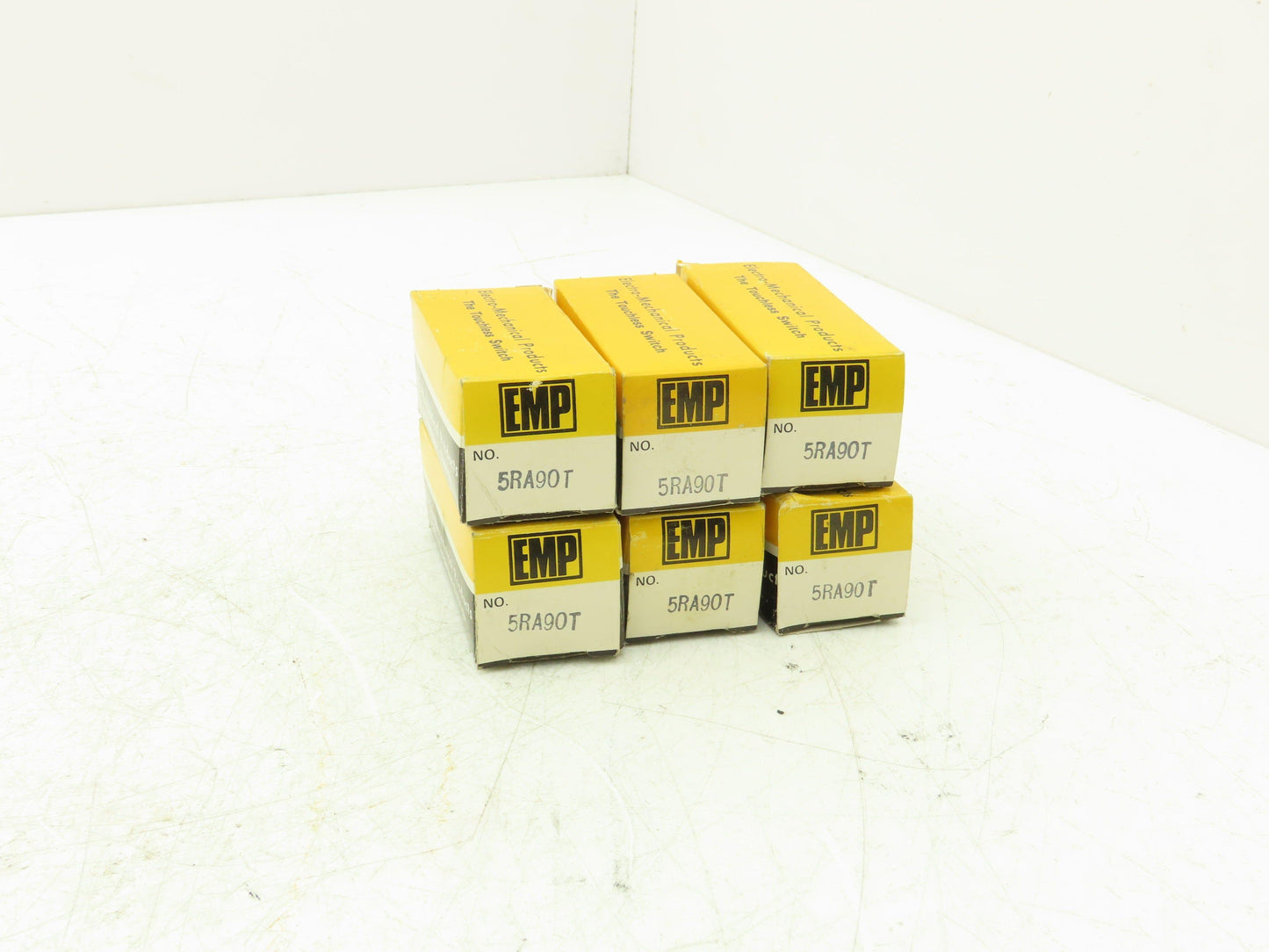 EMP 5RA90T Proximity Sensor Touchless Switch 2-Wire <3W AC/DC Lot of 6