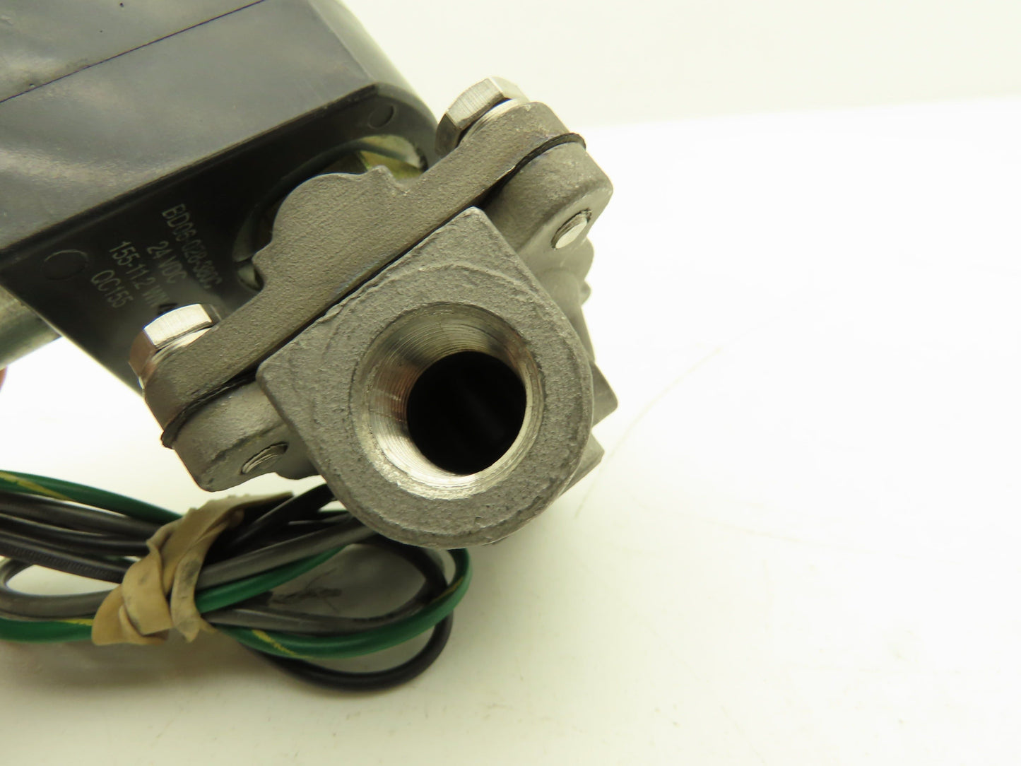 Parker 06F23C6640A3F4C80 Solenoid Valve 2-Way 3/8" NPT 24VDC Normally Closed