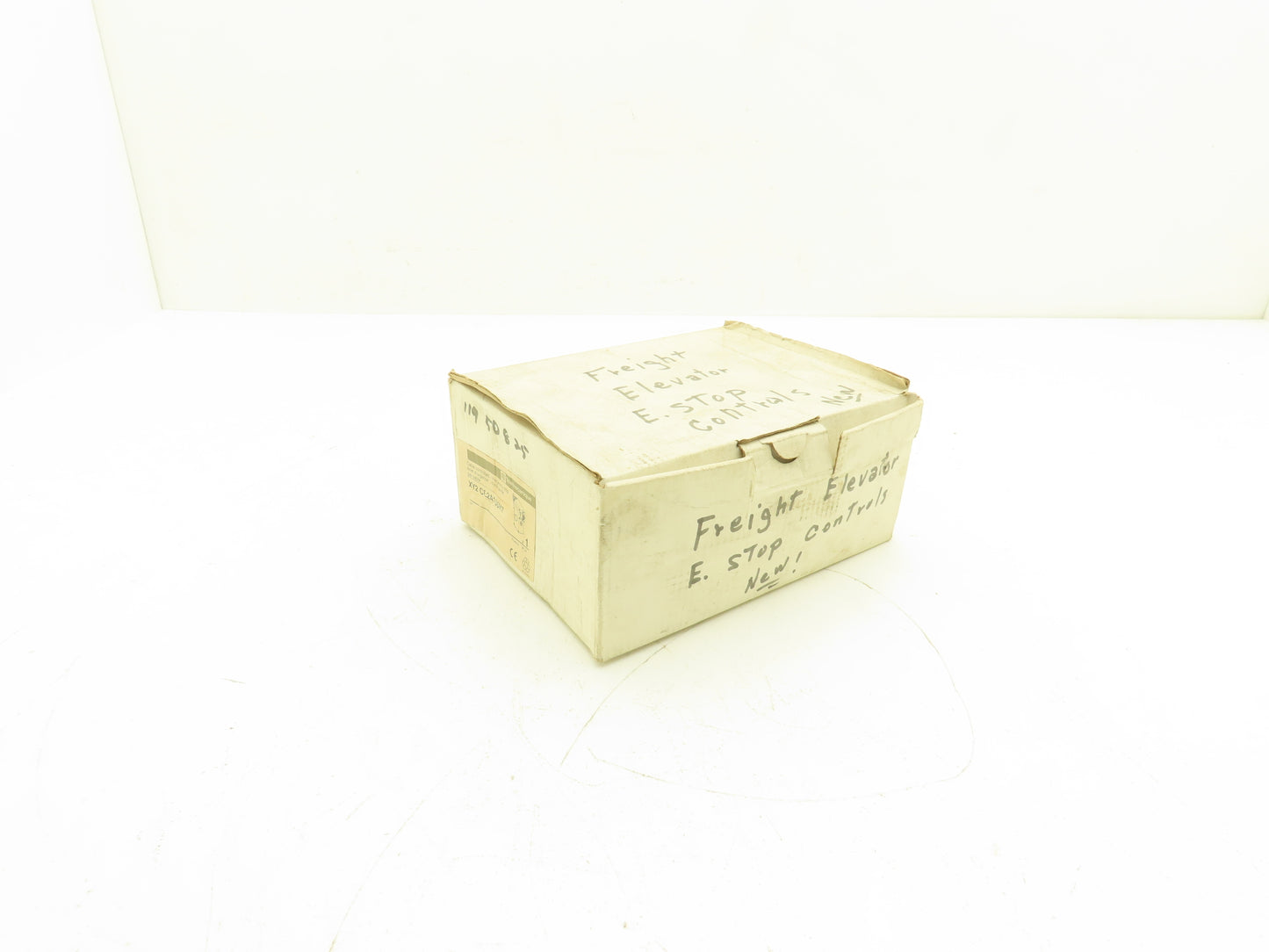 Telemecanique XY2-CE2A150H7 Cable Controlled Emergency Stop Switch Left Hand