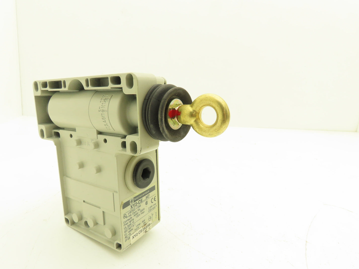 Telemecanique XY2-CE2A150H7 Cable Controlled Emergency Stop Switch Left Hand