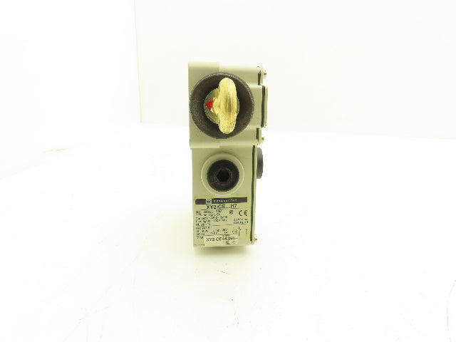 Telemecanique XY2-CE2A150H7 Cable Controlled Emergency Stop Switch Left Hand