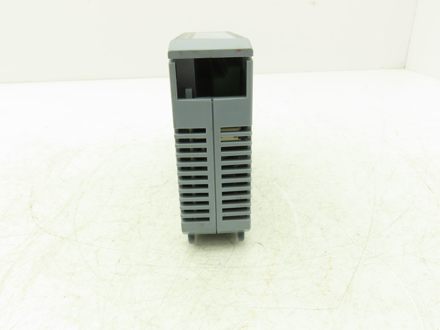 B&R 3D0479.6 Digital Output Module 16 Point 24VDC 5A REV GO Cracked Plastic