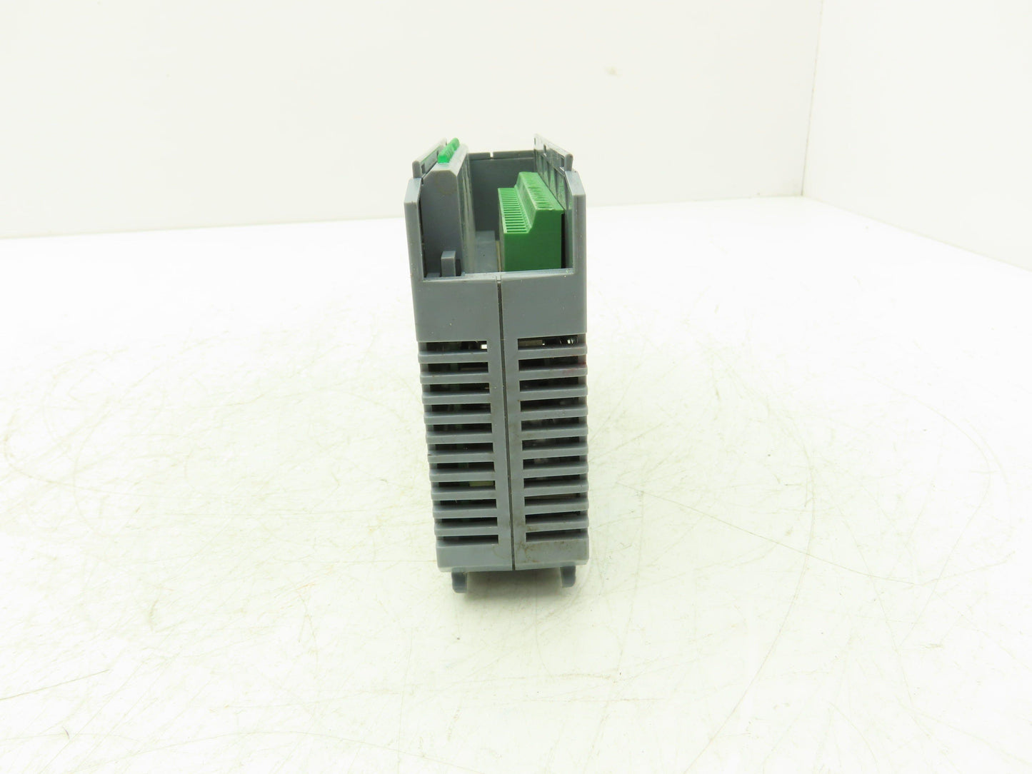 B&R 3DI475.6 Digital Input Module Sink/Source 16 Point 24VDC REV CO Missing Door