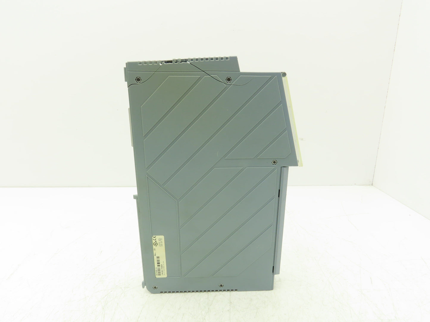 B&R Automation 2DI426.6 Digital Input 426 Module 32 Input 24VDC Rev C0 Cracked