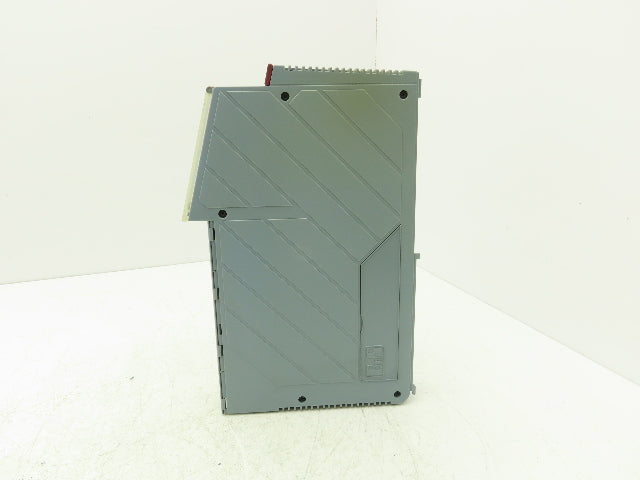 B&R Automation 2DI426.6 Digital Input 426 Module 32 Input 24VDC Rev C0 Cracked