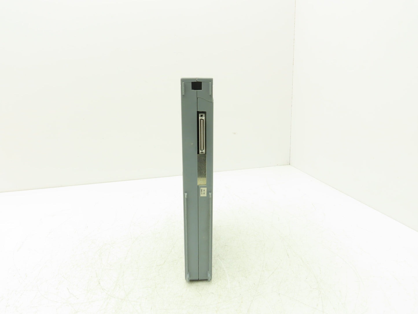 B&R Automation 2DI426.6 Digital Input 426 Module 32 Input 24VDC Rev C0 *Cracked*