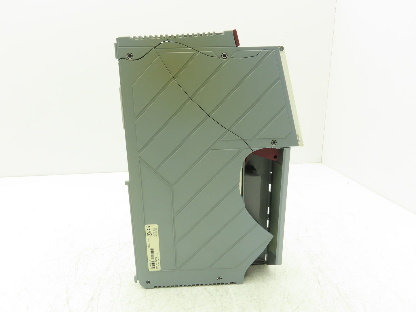 B&R Automation 2DI426.6 Digital Input 426 Module 32 Input 24VDC Rev C0 Cracked