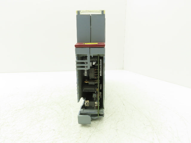 B&R Automation 2D0428.6 Digital Output Module DO 428 Tra 24VDC 2A Rev CO Cracked