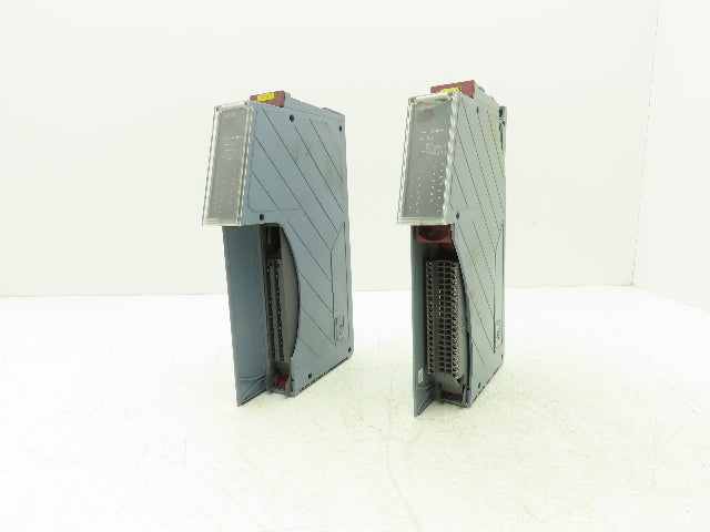 B&R Automation 2D0428.6 Digital Output Module DO 428 Tra 24VDC 2A Rev CO Cracked