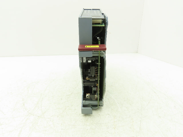 B&R Automation 2D0428.6 Digital Output Module DO 428 Tra 24VDC 2A Rev CO Cracked