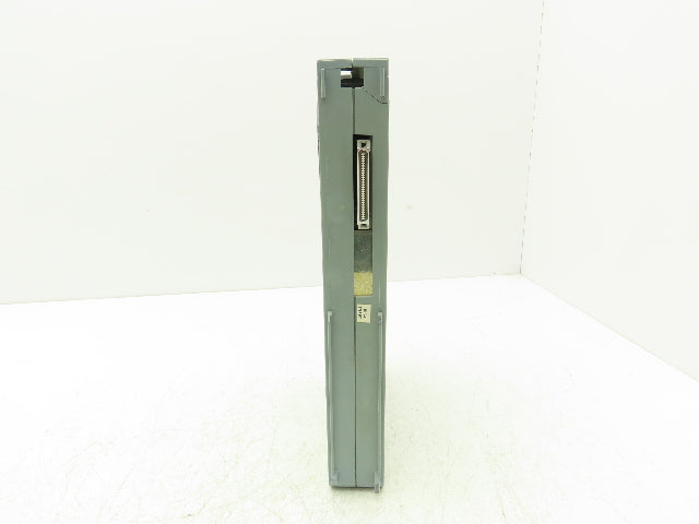 B&R Automation 2D0428.6 Digital Output Module DO 428 Tra 24VDC 2A Rev CO Cracked
