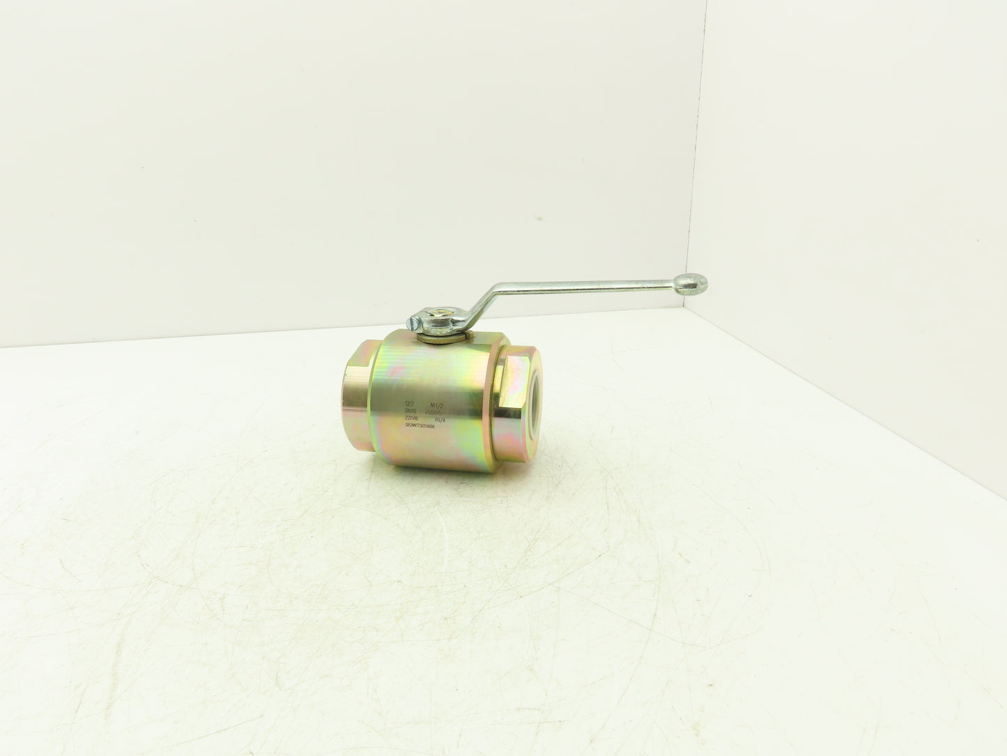 Gemels GB2NNT73021A000 High Pressure Steel Ball Valve 1-1/2" NPT DN40 5075 PSI