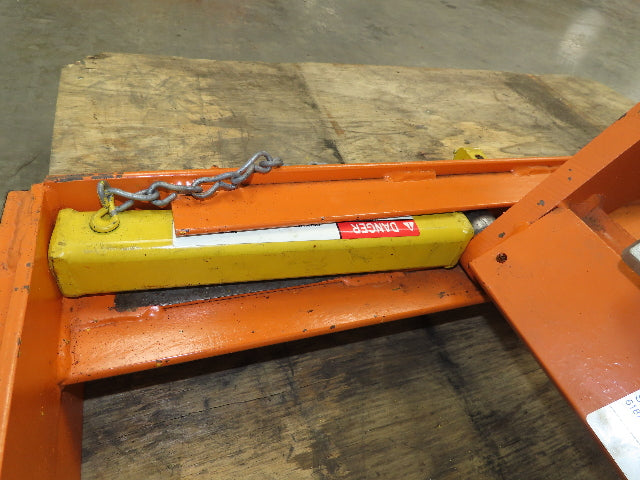 Southworth LS2-24 Hydraulic Scissor Lift Table 2000Lb 37x18" Top 24" Lift 24VDC