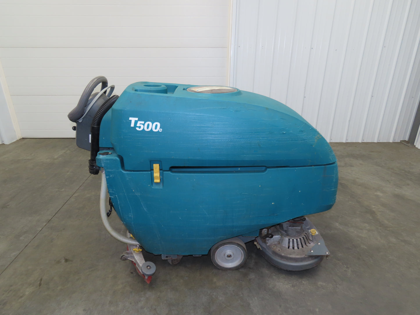 Tennant T500E Walk Behind Floor Scrubber 32" Disc Auto Scrubber 730H