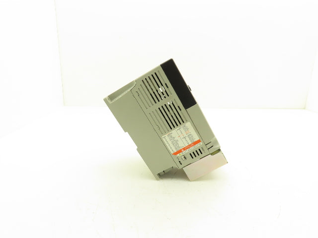 Allen Bradley 22B-D2P3N104 Powerflex 40 VFD AC Drive 0.75kw 1Hp 480V 3Ph SER A