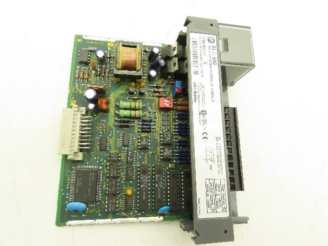 Allen Bradley 1746-NIO4V SLC500 Analog Combination I/O Module Ser A Broken Door
