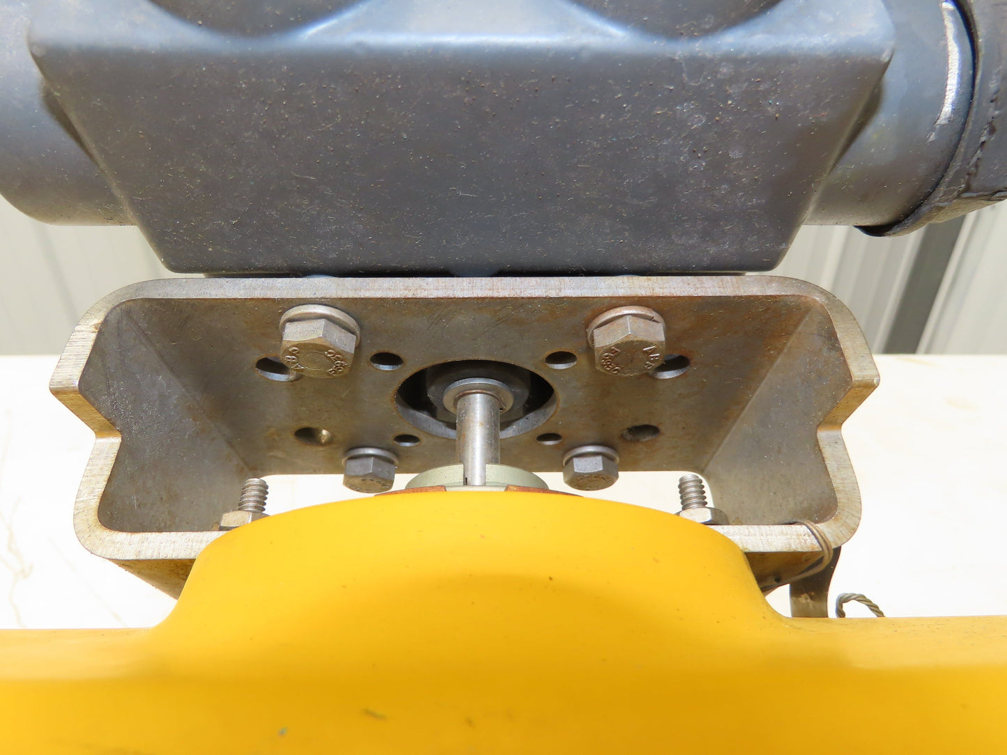 Emerson QS0350.U04STACW Pneumatic Actuator with Tufline 2"Flanged Plug Valve