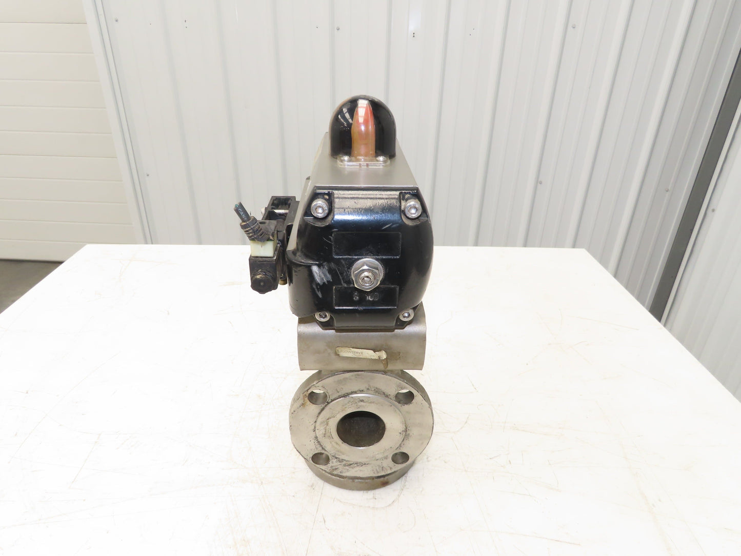 Flowserve B100D Pneumatic Actuator w/Positioner 3 way 2" Idurco Plug Valve
