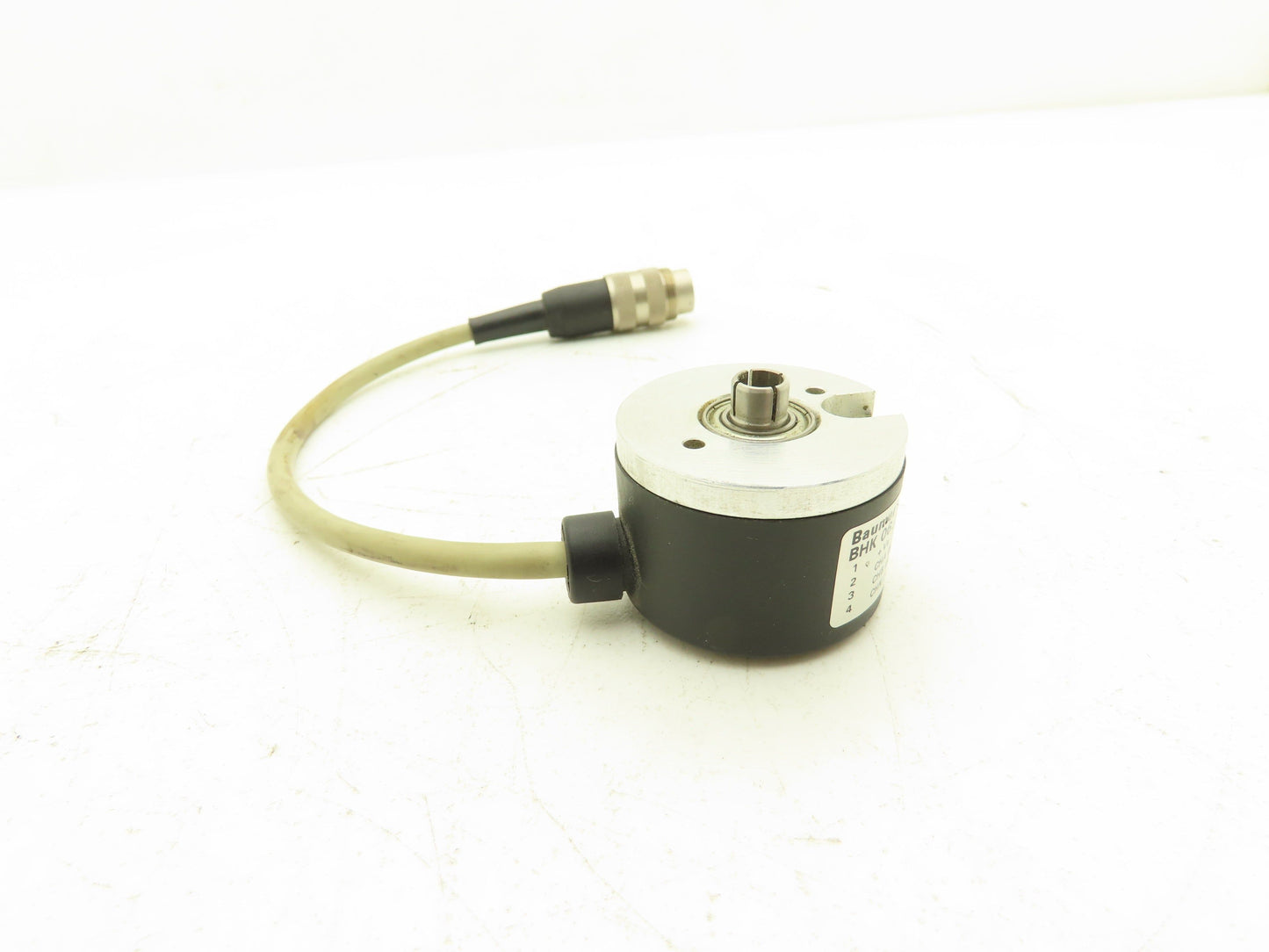 Baumer Electric BHK 06.24K5/K548 Rotary Encoder 6mm Blind Hollow Shaft P084