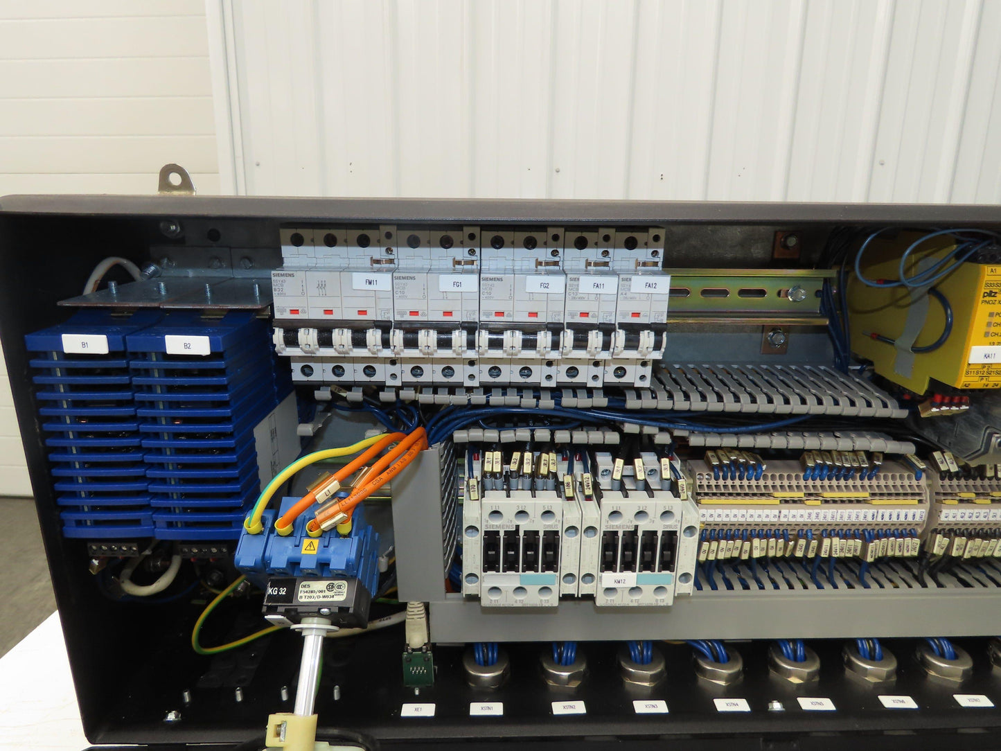 Atlas Copco 4240 0702 00 Power Macs Power Supply Box 26A 200-480VAC In 24VDC Out