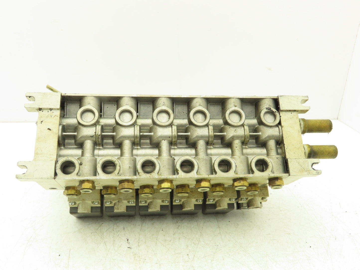 SMC VQ7-6-FG-D-3Z Double Solenoid Valve 6-Station Manifold Assy 5/2-way 24VDC
