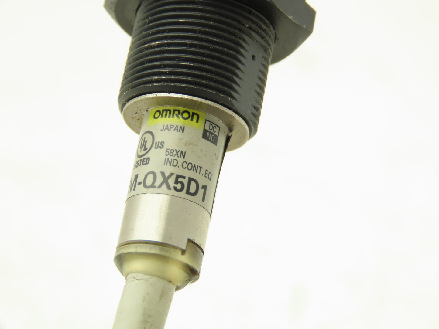 Omron E2FM-QX5D1 Inductive Proximity Sensor 36" Cut Cable